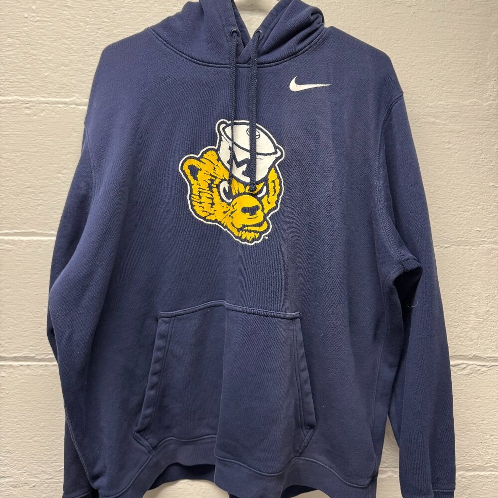 Nike Michigan Wolverines Vintage Sailor Hat Wolverine Hoodie